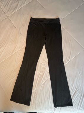 Max Studio Black Bootcut Yoga Pants Activewear Elastic Waistband Stretchy Pants